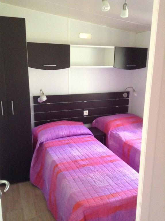 Camping Pineta Hotell Urbino Eksteriør bilde