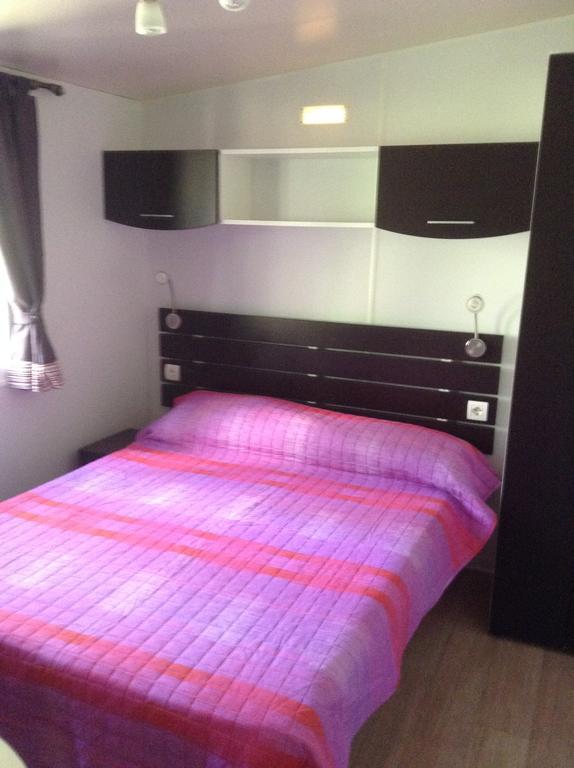 Camping Pineta Hotell Urbino Eksteriør bilde